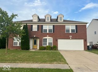 555 Timeless Run, Greenwood, IN 46143