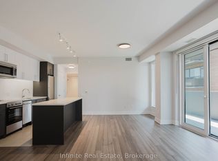 2525 Bathurst St #803, Toronto, ON M6B 2Y9