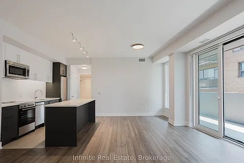 2525 Bathurst St #803 Photo 1
