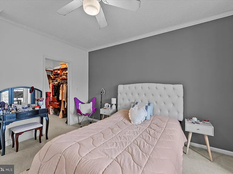 1708 Lake Shore Crest Dr #24 — Photo 16