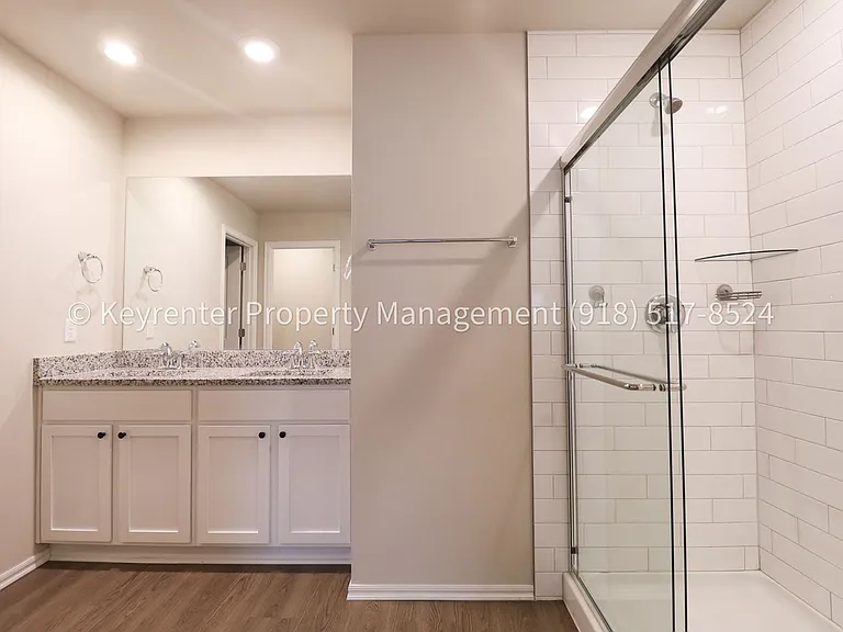 1308 Sunstone St — Photo 42