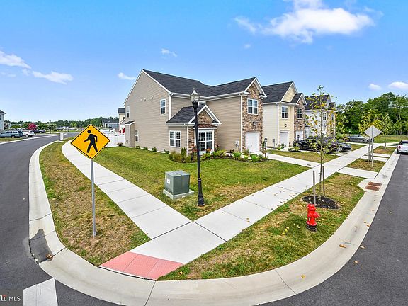 3rd image of 20477 Asheville Dr
