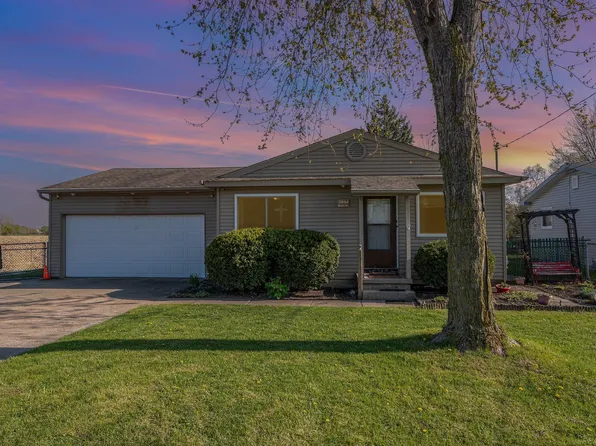 3044 Carla Dr, Saginaw, MI 48604