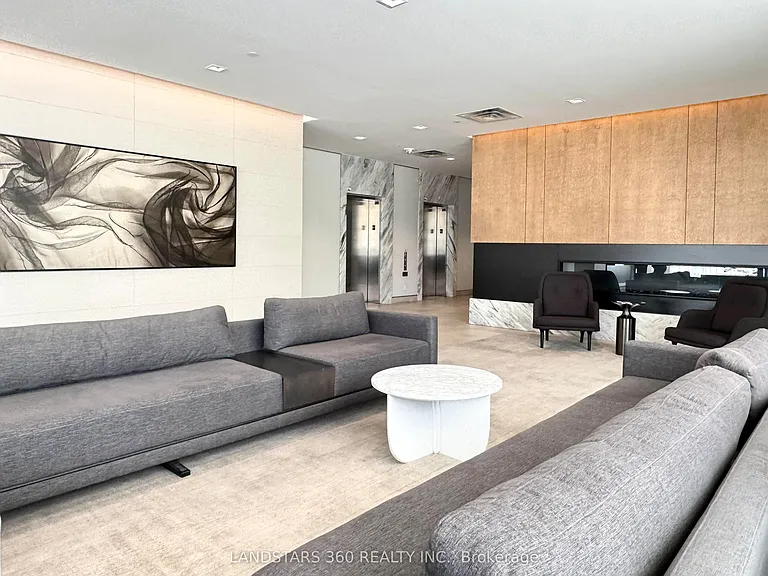 180 Fairview Mall Dr #1912 — Photo 3