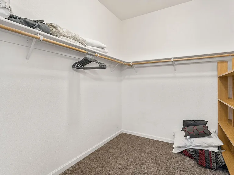 10640 Arbor Way — Photo 17