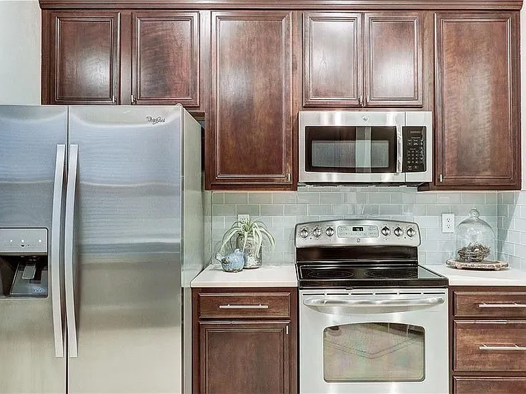 8914 Bridgewood Trl — Photo 6