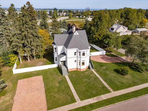 107 E 7th St, Superior, WI 54880