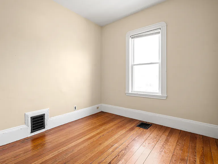 99 Beech St #1 — Photo 7