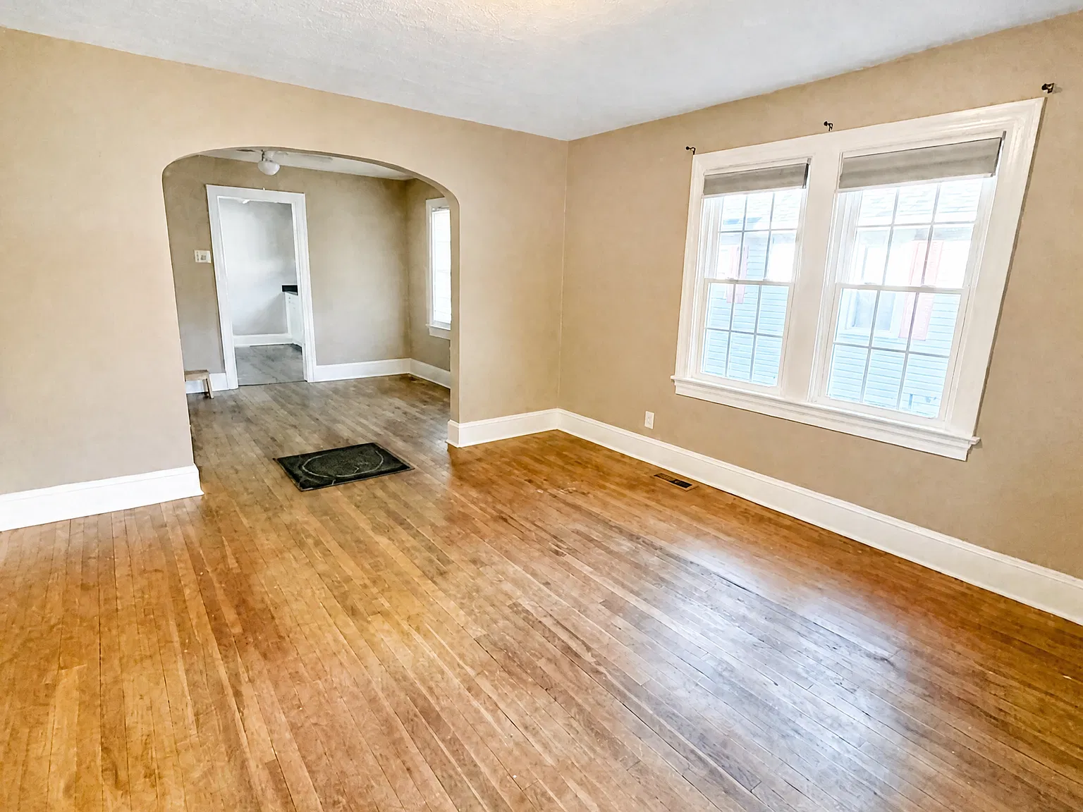 306 Locust Terrace - 1 — Photo 4
