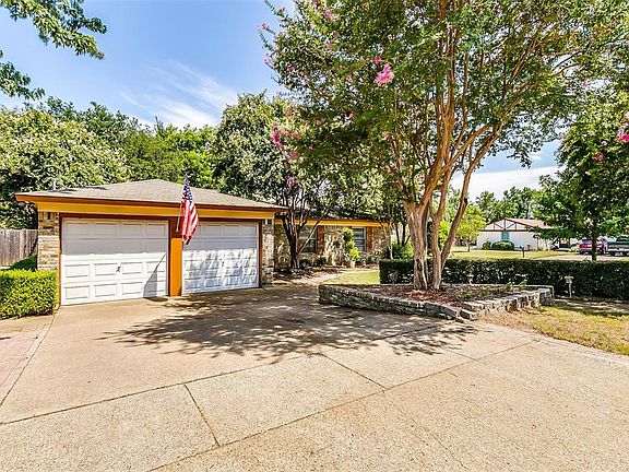 5th image of 3719 Moselle Dr