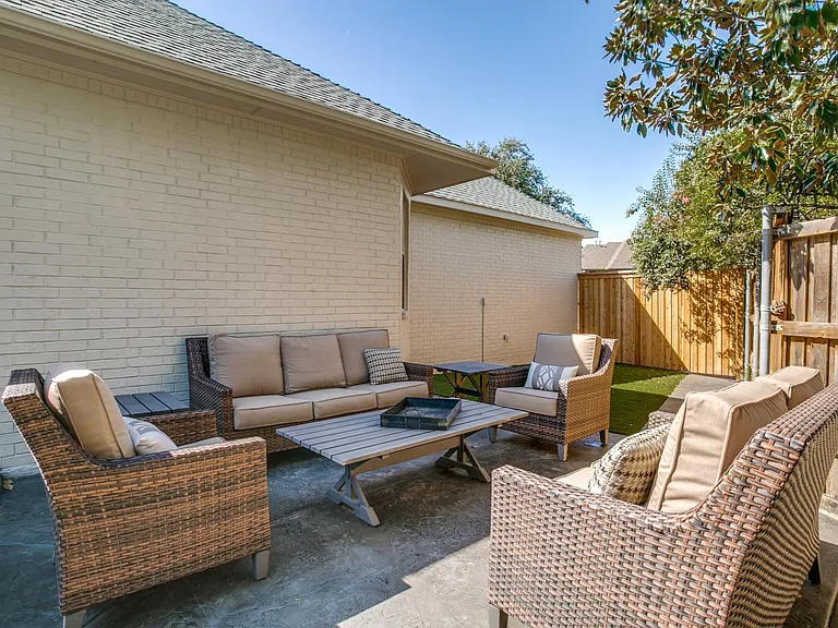 5009 Sail Creek Dr — Photo 24