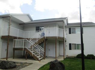 902 N Almon St APT 1, Moscow, ID 83843