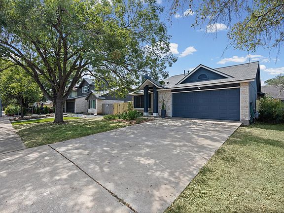 3rd image of 4613 Molera Dr