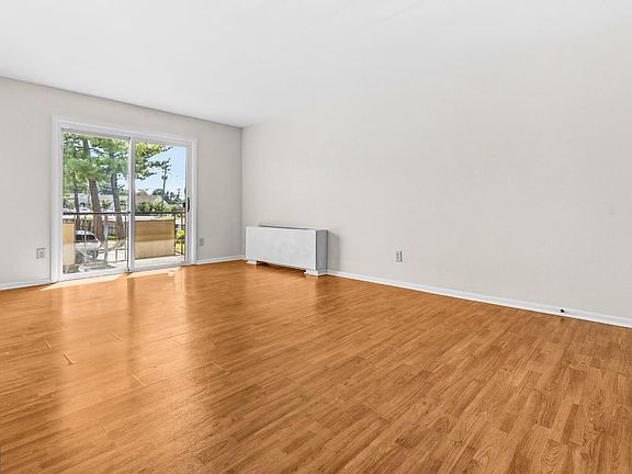2nd image of 4260 Buckman Rd APT 46