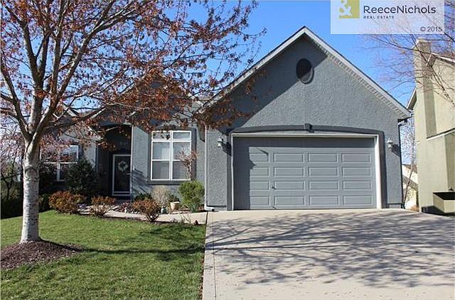 True Ranch, 4 bedrooms plus flex room.  Finished Walk Out Basement.