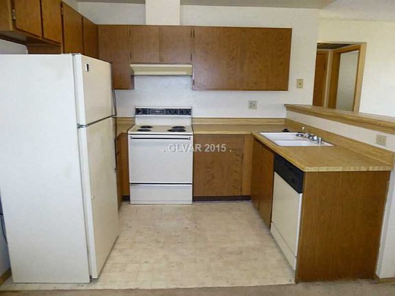 5th image of 4694 Leeann Ln APT C