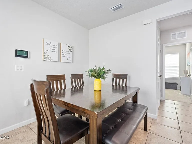 377 Crestwind Dr — Photo 18