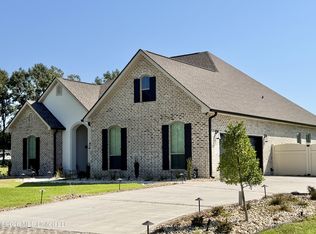 139 Jefferson Davis Pkwy, Picayune, MS 39466