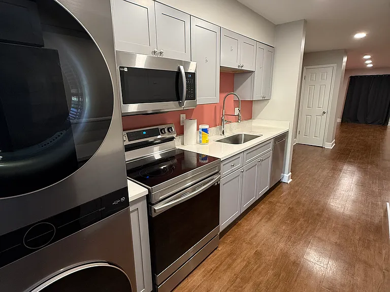 210 Appleby Dr #111 — Photo 10