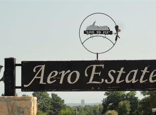 11500 Loop Dr, Frankston, TX