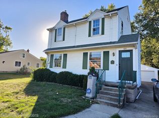 611 Saint Marys Ave, Monroe, MI 48162