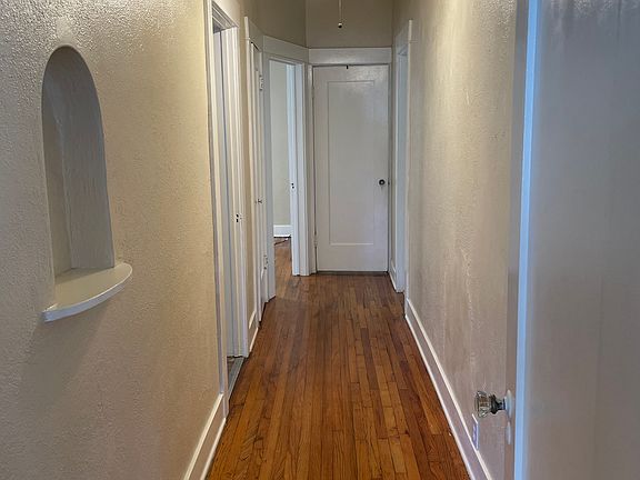 4th image of 3943 Centre St #3943