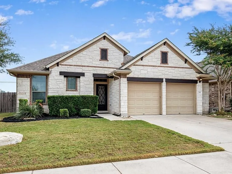 108 Buoy Ln — Photo 1