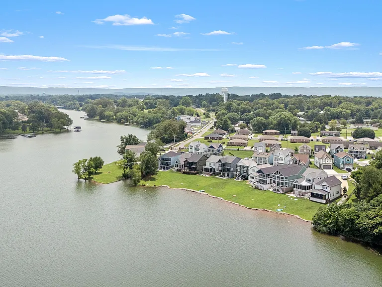 58 Barefoot Ln — Photo 45