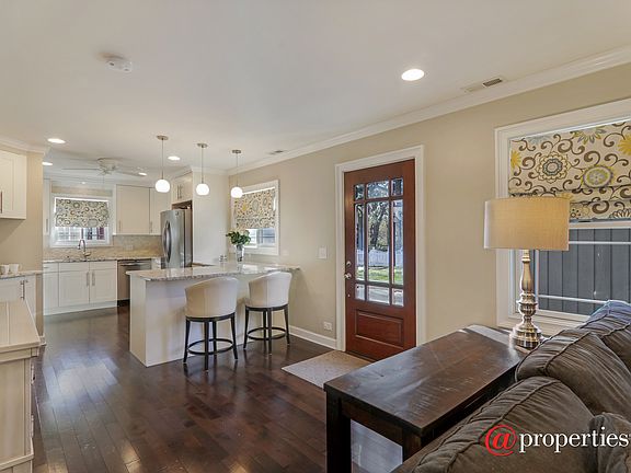 Kitchen / Living Room