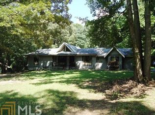 207 Highland Hills Rd, Fayetteville, GA 30214