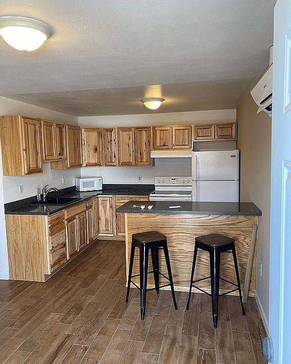 1st image of 1203 W Edwards St #2