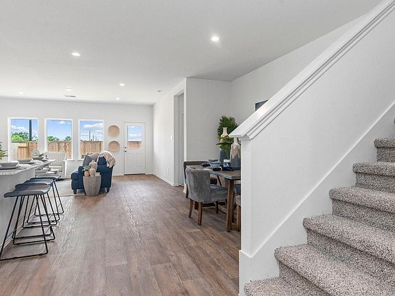 7th image of this home