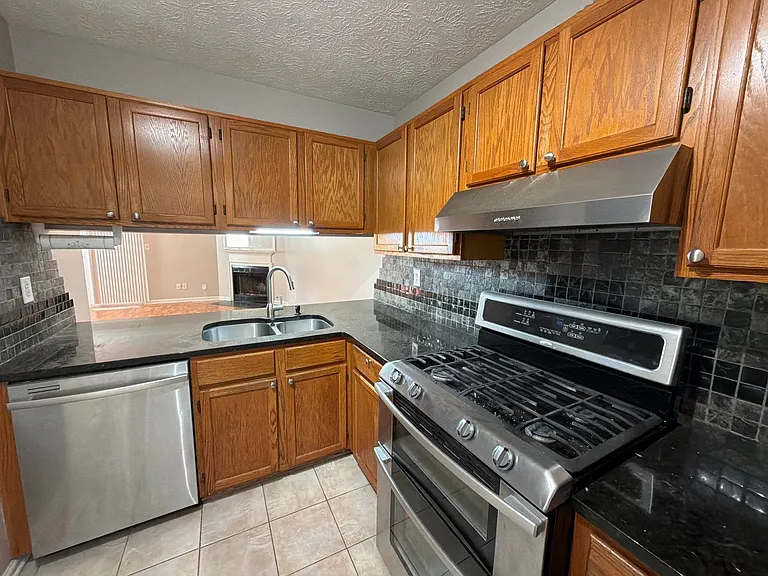 855 Heritage Valley Rd — Photo 4
