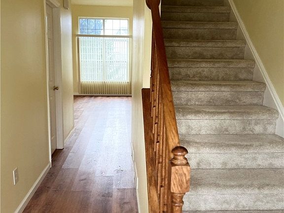 2nd image of 8614 Larkspur Ln