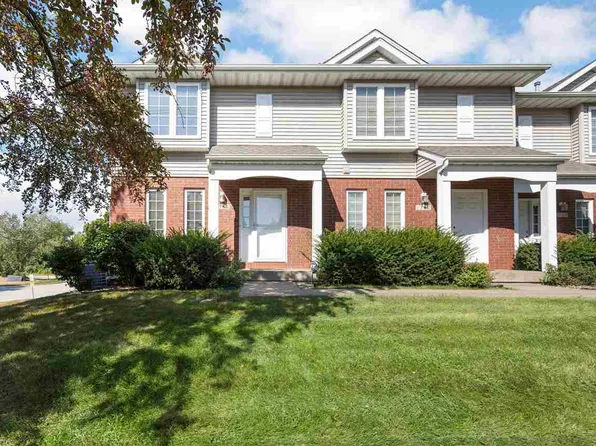 1562 McKinley Pl, Iowa City, IA 52246