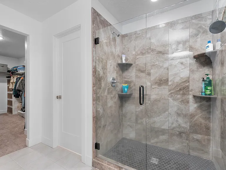 2156 N Wallflower Dr — Photo 21