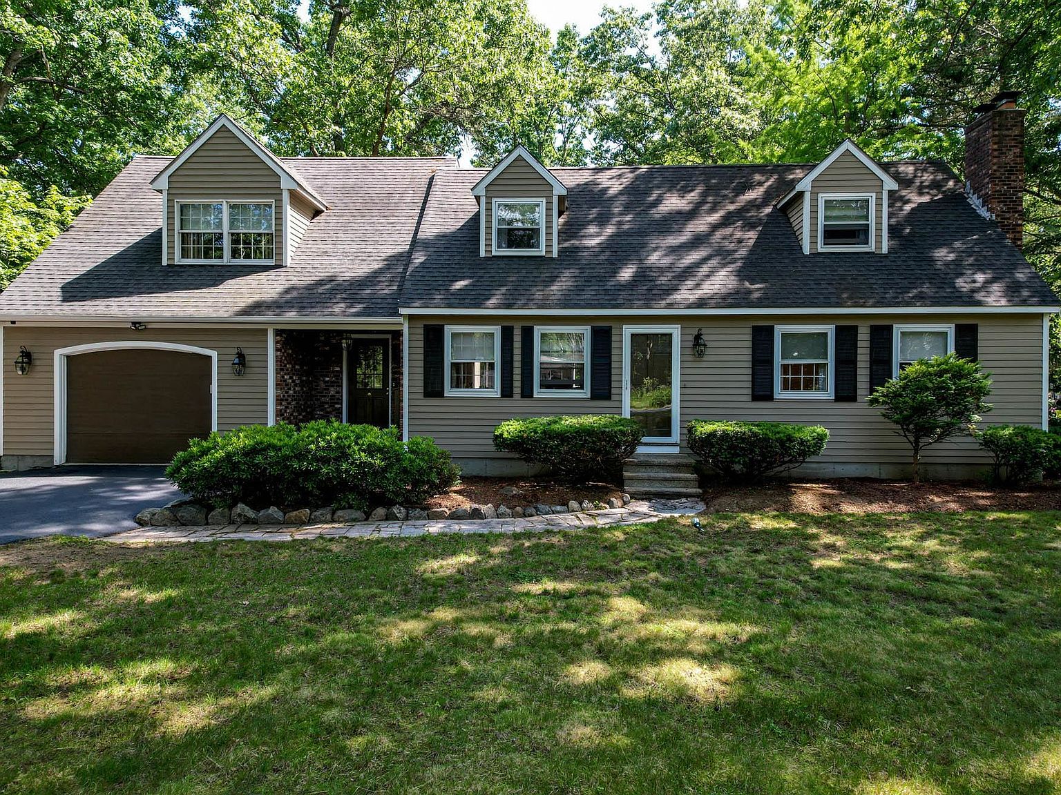 61 Palomino Lane, Bedford, NH 03110 Zillow