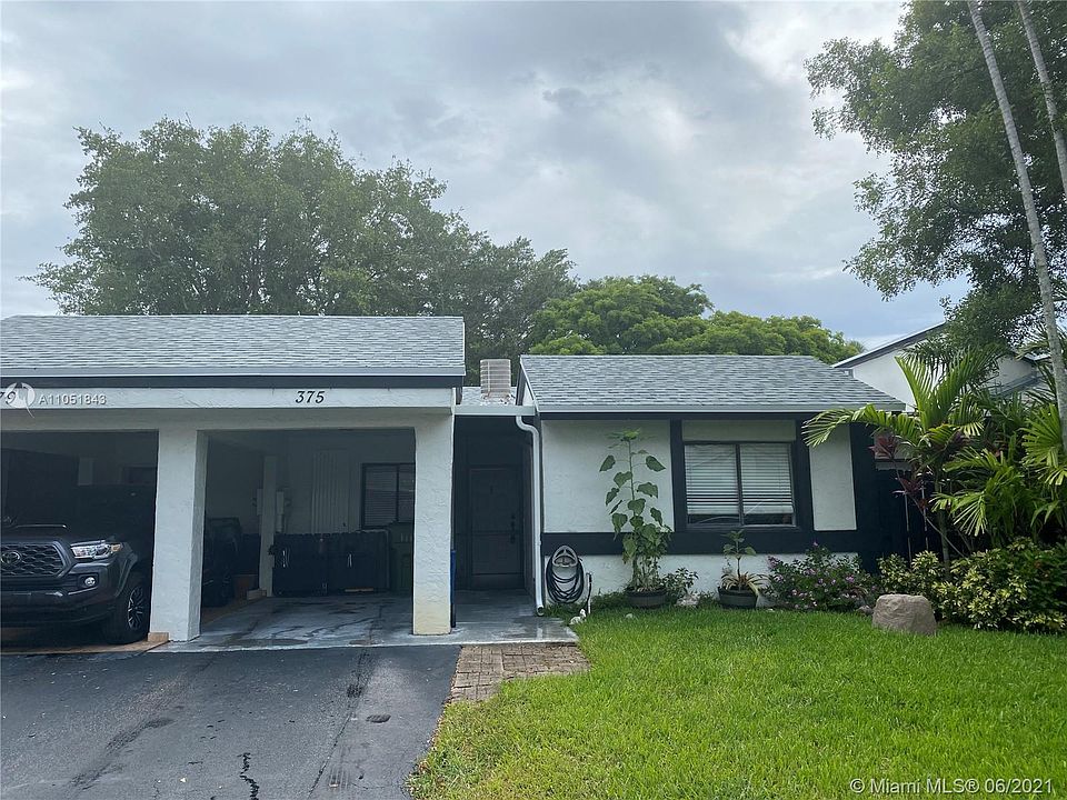 1st image of 375 Fairway Cir #55