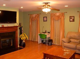 260 Nathan Blvd, Parlin, NJ 08859