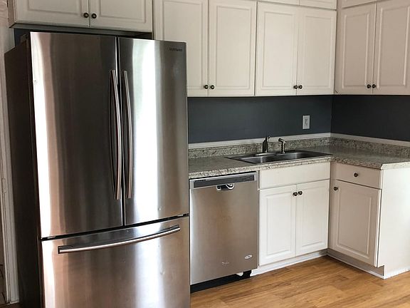 Kitchen. Big refrigerator.