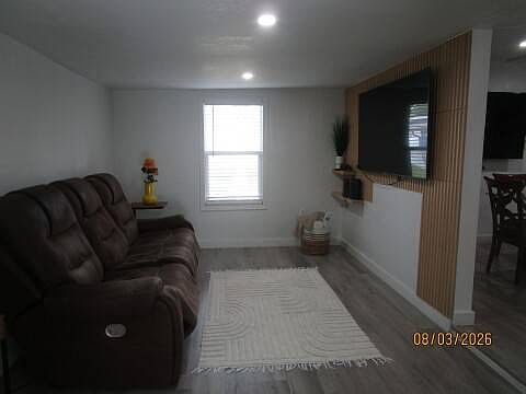 5th image of 38044 Wren Rd