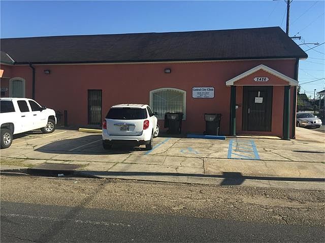 1st image of 2426 Simon Bolivar Ave