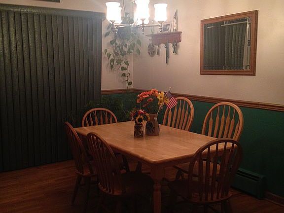 3rd image of 3136 Hodle Ave