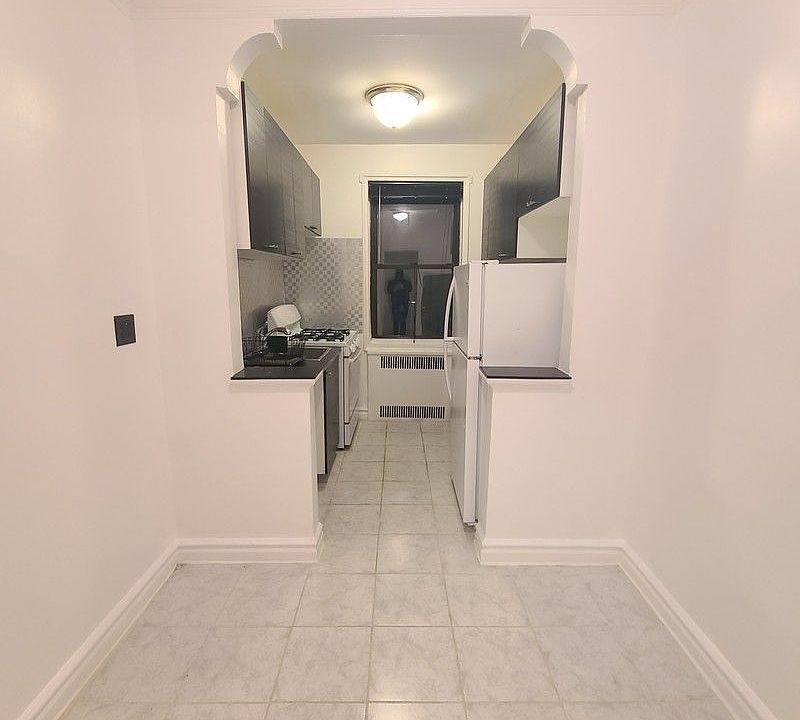 1st image of 2325 Ocean Ave APT 4A