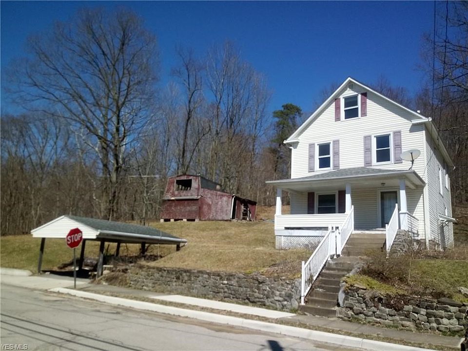 1st image of 240 W Walnut St
