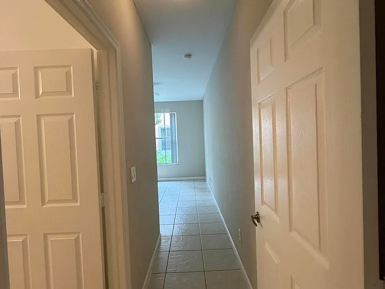 3553 Forest Hill Blvd #45 — Photo 11