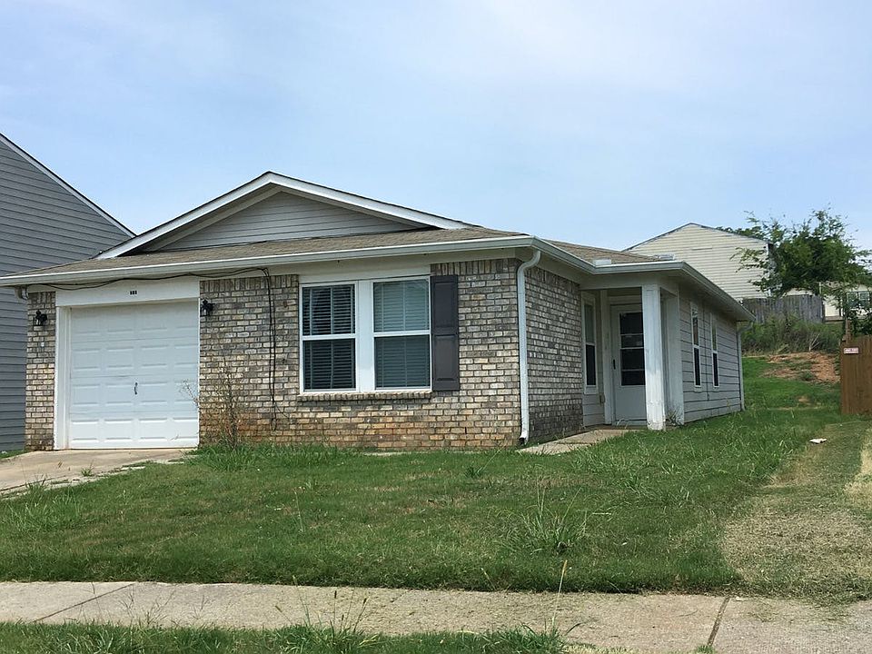 2nd image of 219 Whitestone Dr NE