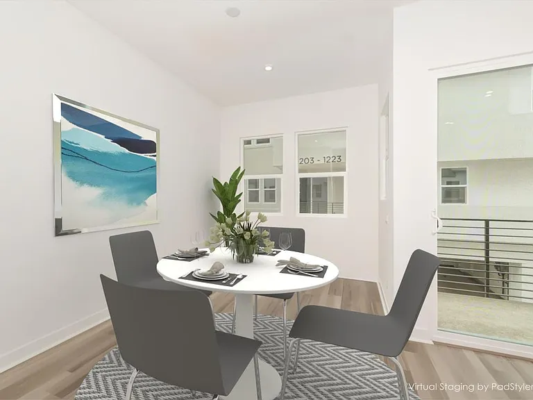 1307 Bushell St — Photo 5