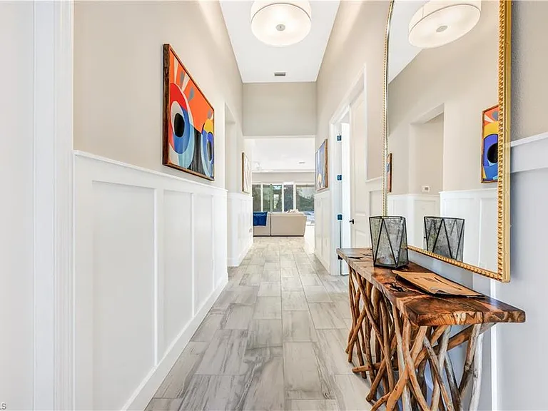11453 Jacaranda Dr — Photo 2