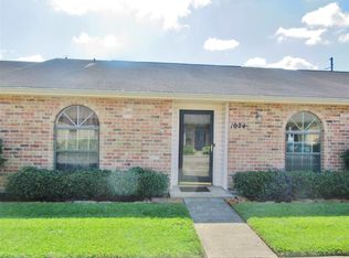 1024 Sunmeadow Dr, Beaumont, TX 77706